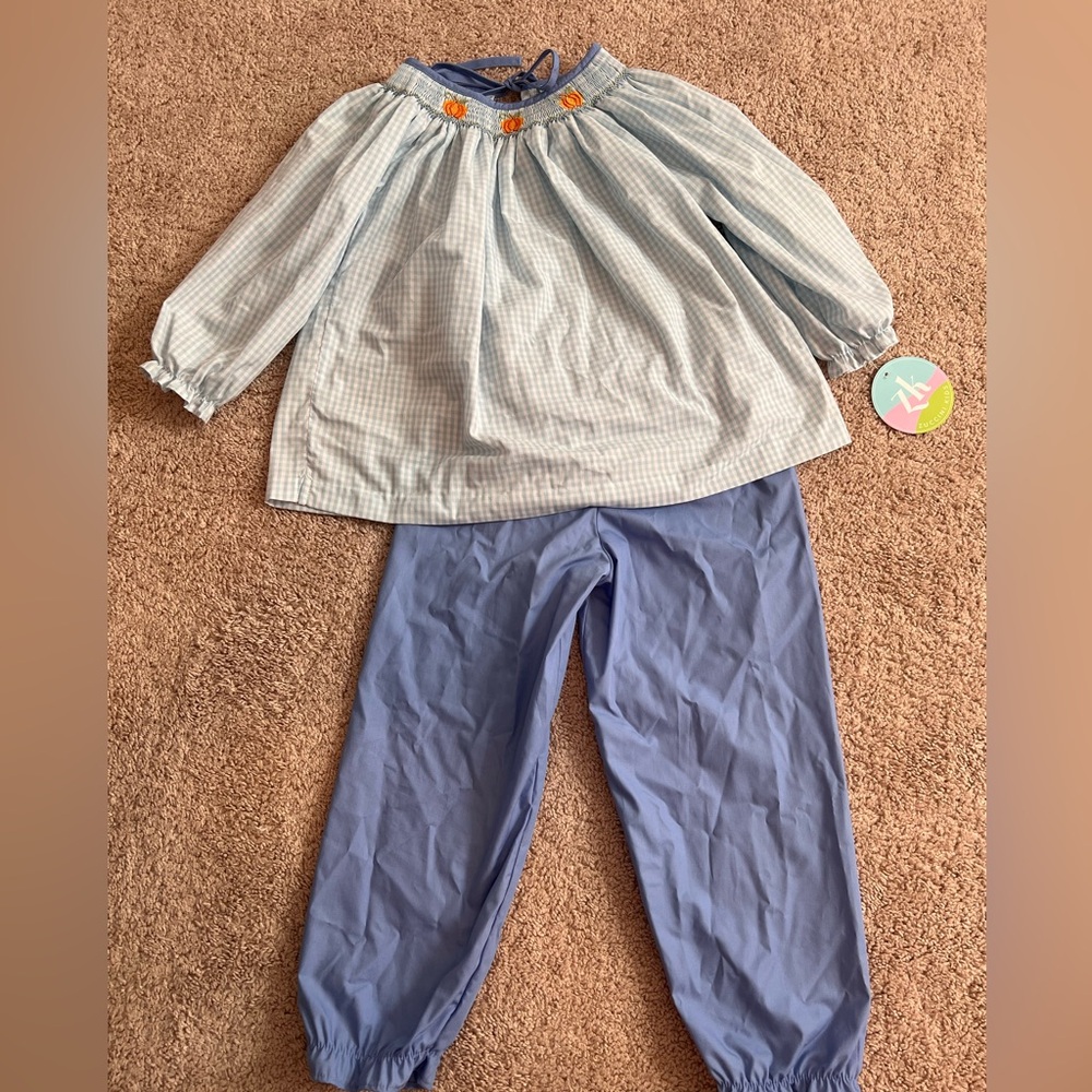 NWT Smocked Pumpkin Set